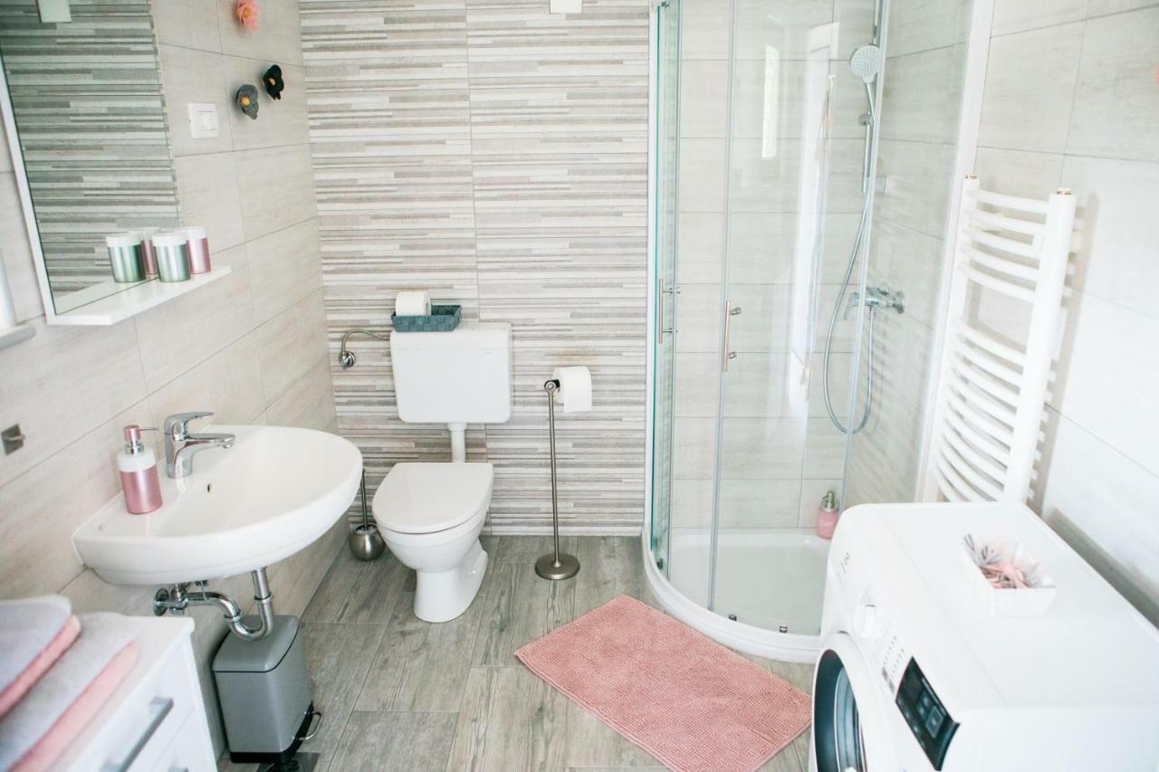Sweet Stay Roznik Apartment Ljubljana Eksteriør bilde